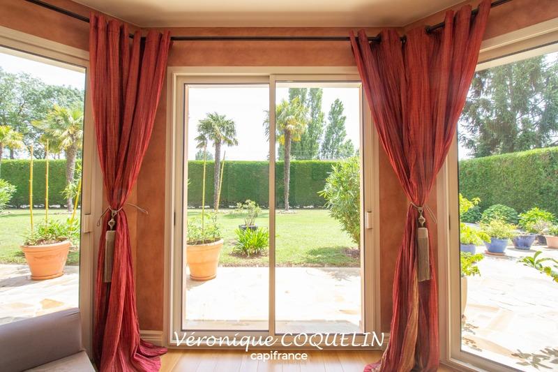 Villa - 240 m² - 7 pièces