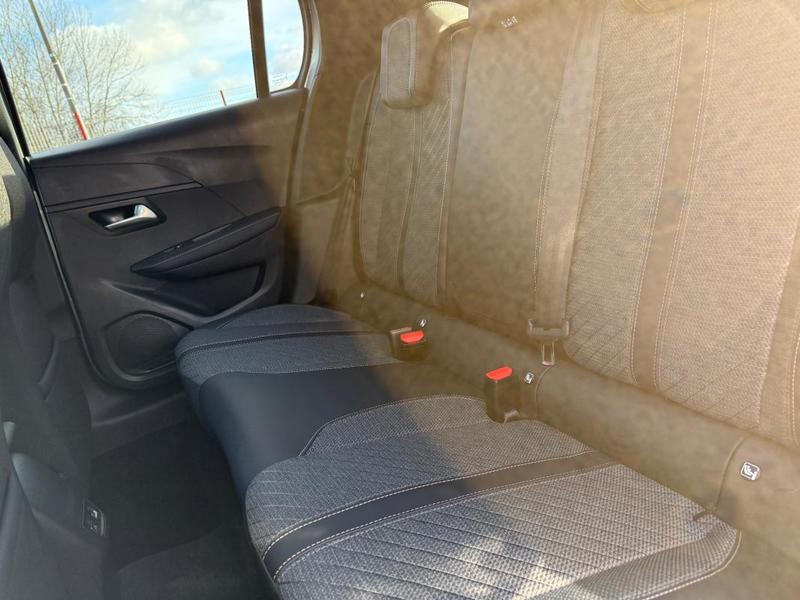 Peugeot 208 Hybrid 110 e-Dcs6 Allure