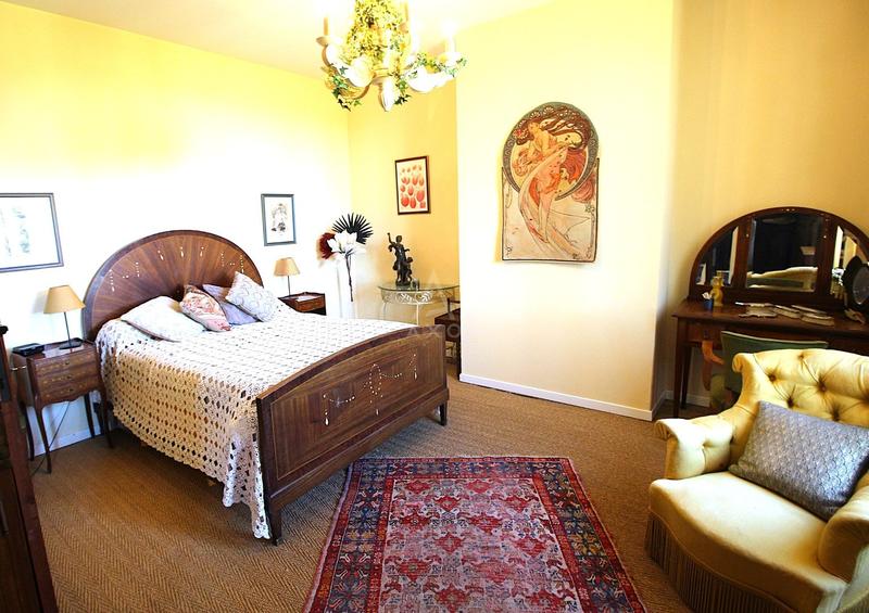 Maison - 405 m² - 10 pièces