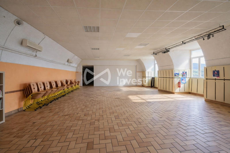 Immeuble - 1 200 m²