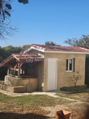 Maison en pierre - 97 m² - 4 pièces