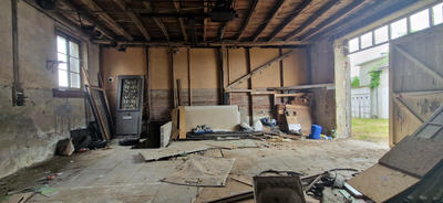 Maison - 220 m² - 7 pièces