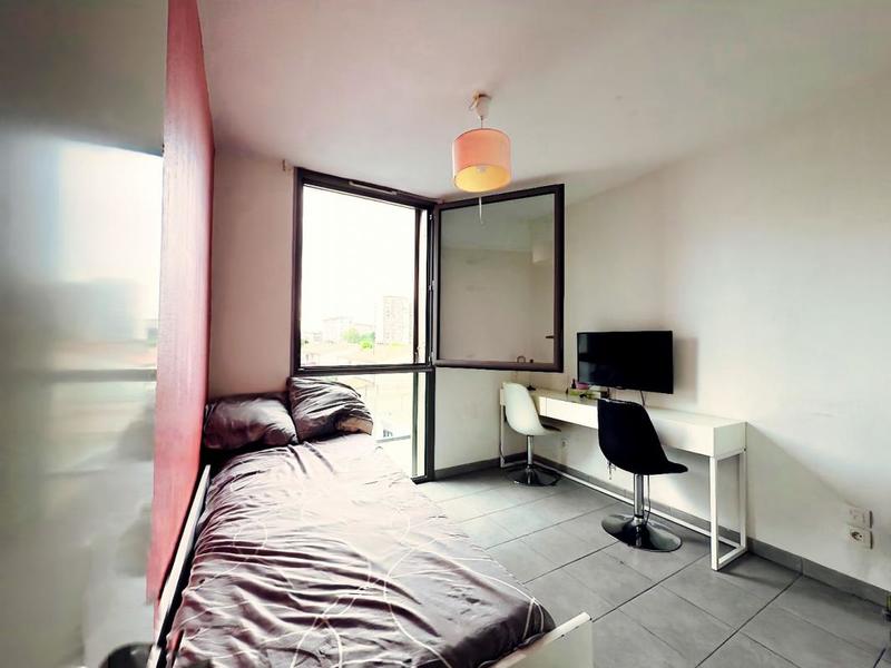 Penthouse - 65 m² - 3 pièces