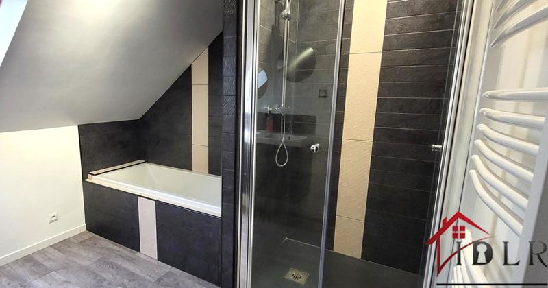 Maison - 96 m² - 4 pièces