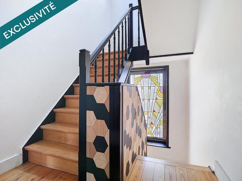 Maison - 297 m² - 14 pièces