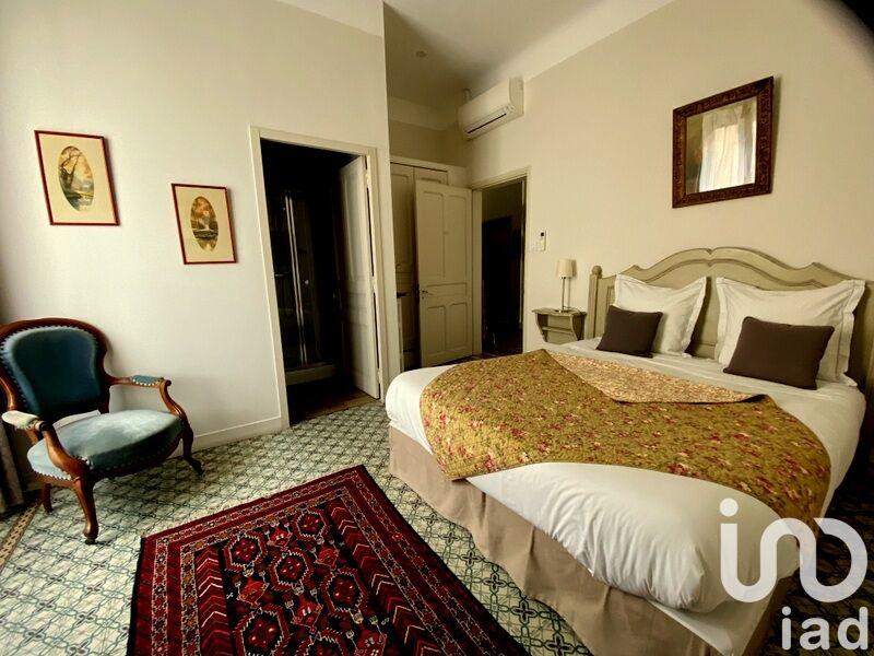 Maison de ville - 254 m² - 10 pièces