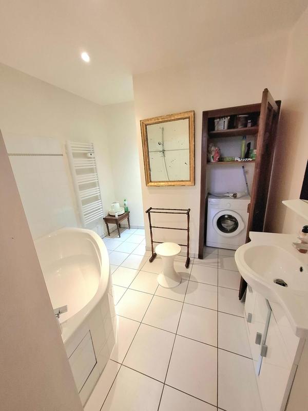 Appartement - 74 m² - 3 pièces