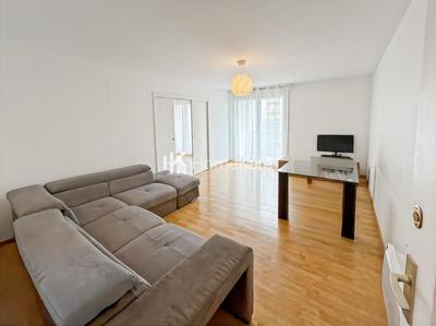 Appartement - 95 m² - 4 pièces