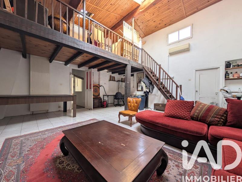 Maison - 200 m² - 7 pièces