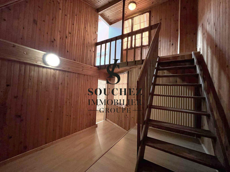 Maison - 105 m² - 5 pièces