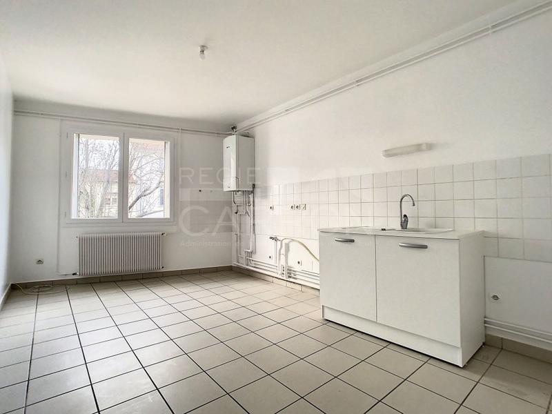 Appartement - 83 m² - 3 pièces