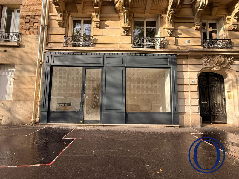 Local commercial - 77 m²