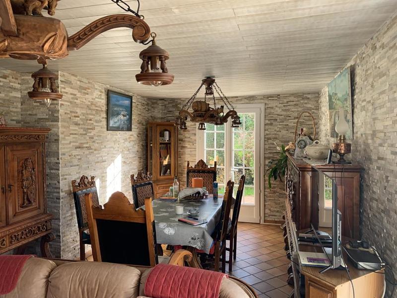 Maison - 163 m² - 5 pièces