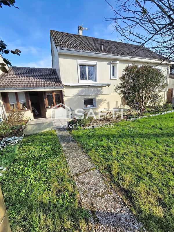 Maison - 102 m² - 5 pièces