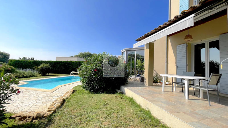 Maison - 155 m² - 6 pièces