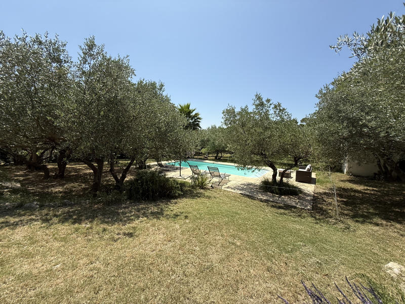 Maison - 200 m² - 5 pièces