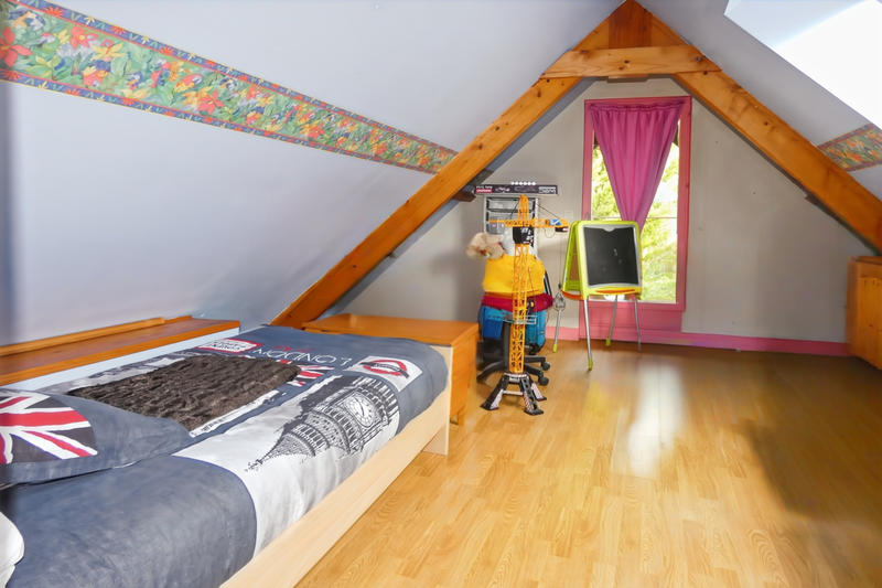 Maison - 193 m² - 8 pièces