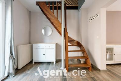 Maison - 104 m² - 5 pièces