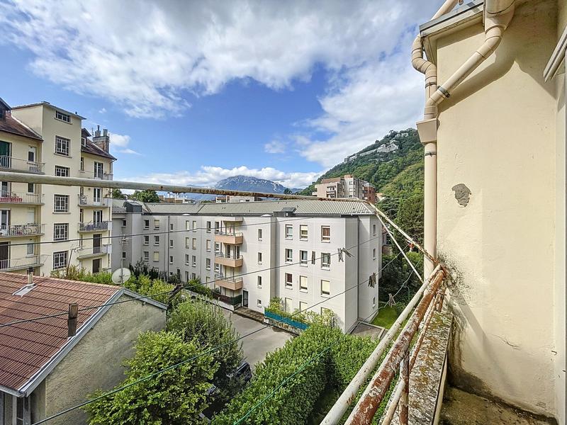 Appartement - 122 m² - 4 pièces