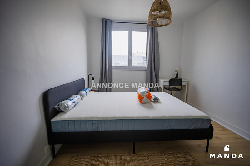 Chambre - 10 m² - 4 pièces