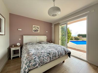 Maison - 175 m² - 8 pièces