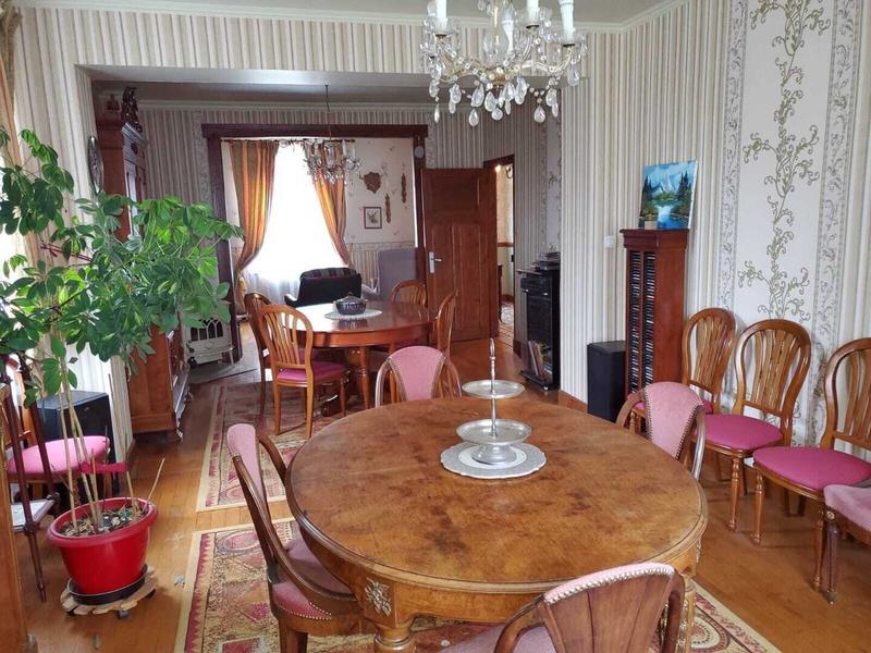 Maison - 172 m² - 8 pièces