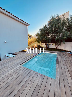 Maison - 82 m² - 4 pièces