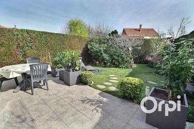 Maison - 146 m² - 6 pièces