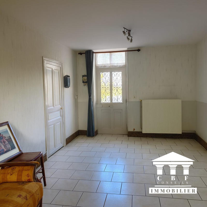 Maison - 101 m² - 7 pièces