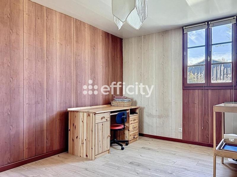 Maison - 197 m² - 10 pièces