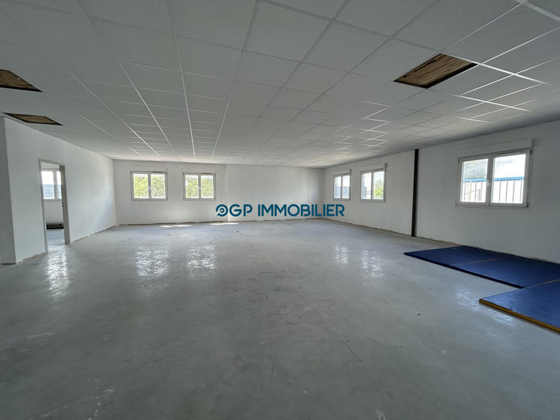 Local commercial - 140 m²
