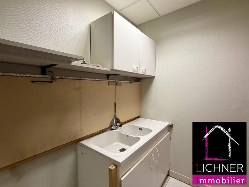 Local commercial - 73 m² - 3 pièces