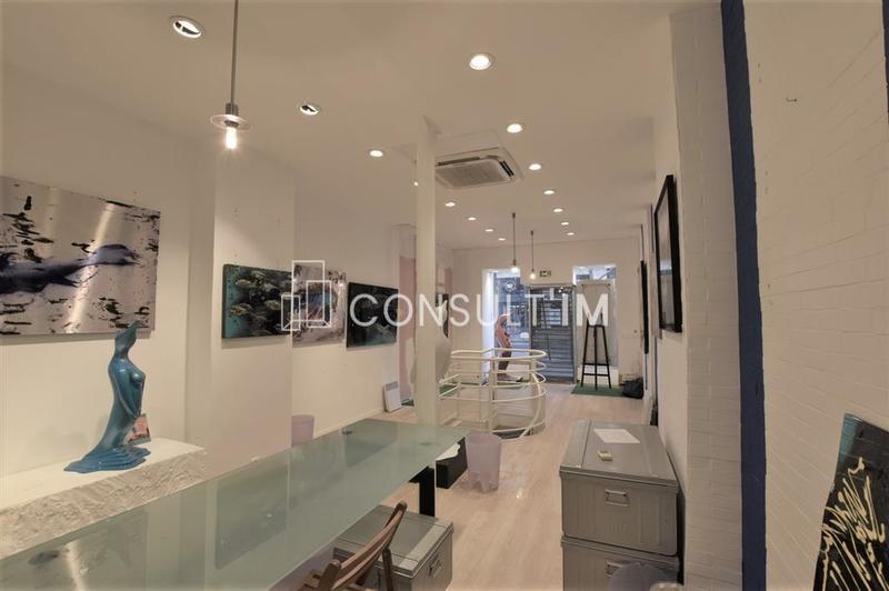 Local commercial - 77 m²