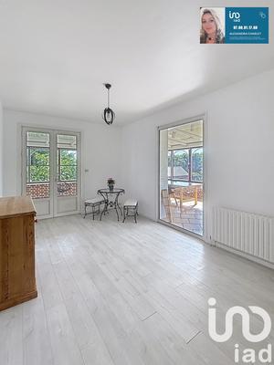 Maison - 226 m² - 8 pièces