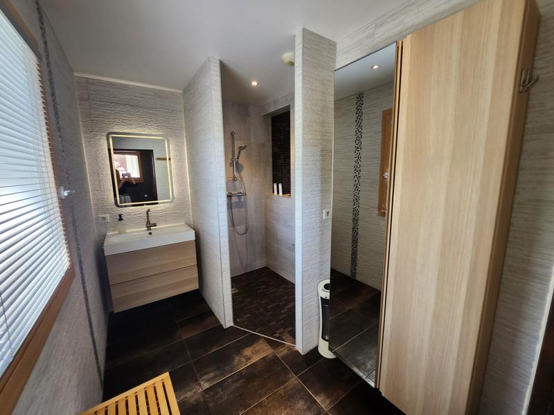 Maison contemporaine - 280 m² - 10 pièces