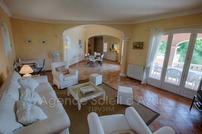 Villa - 200 m² - 7 pièces