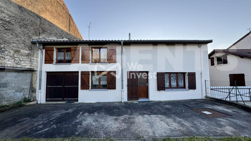 Maison - 231 m² - 7 pièces