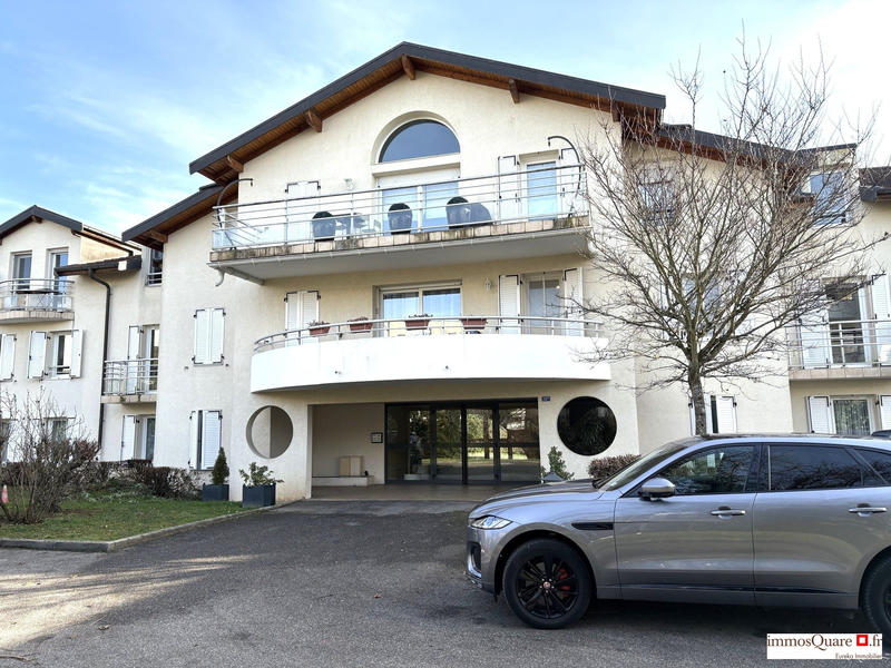 Appartement - 92 m² - 3 pièces