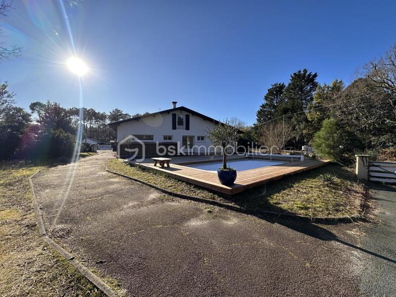 Villa - 150 m² - 6 pièces