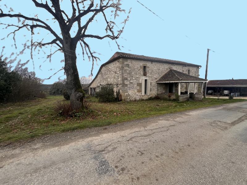 Maison ancienne - 278 m² - 8 pièces