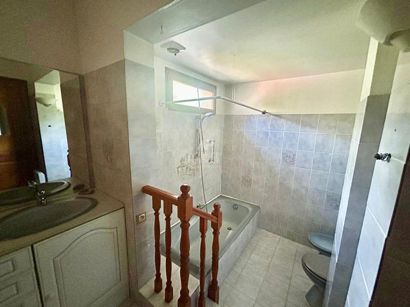 Maison - 140 m² - 7 pièces