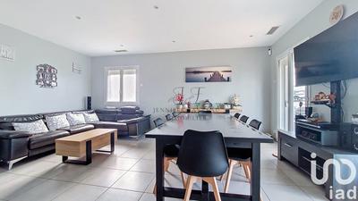 Maison - 98 m² - 4 pièces