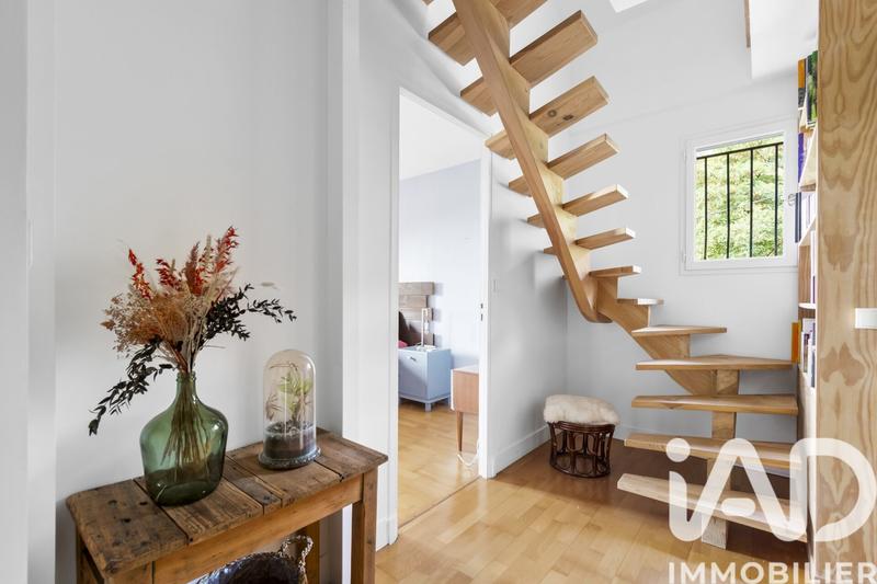 Maison - 230 m² - 8 pièces