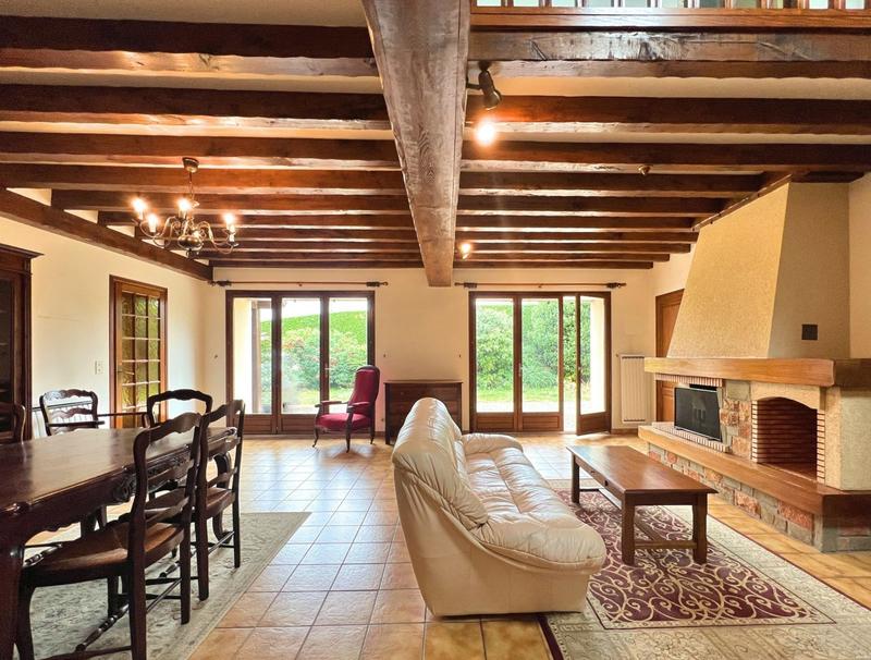 Maison ancienne - 161 m² - 7 pièces