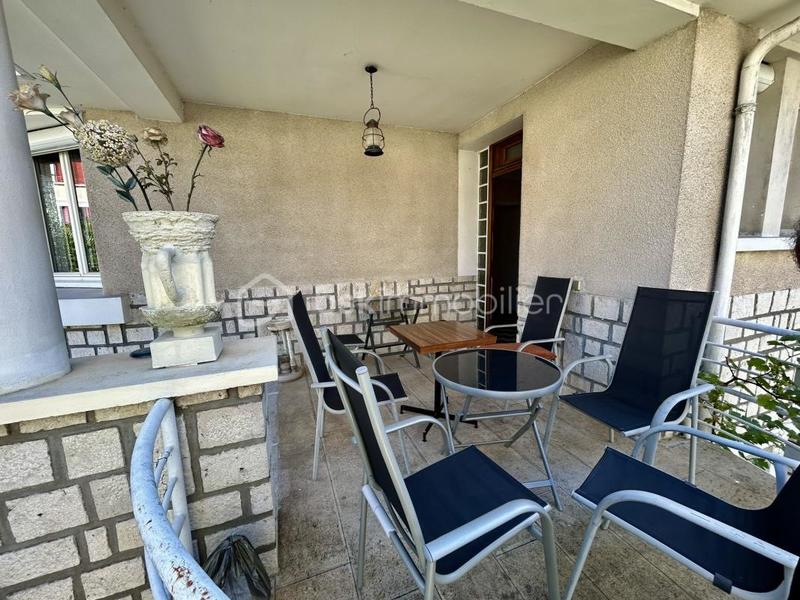 Maison - 141 m² - 6 pièces