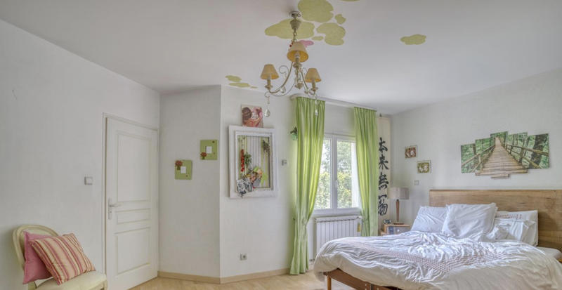 Maison - 209 m² - 4 pièces