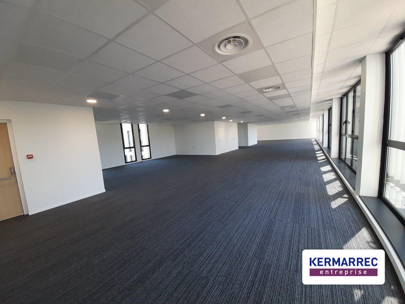 Bureau - 990 m²