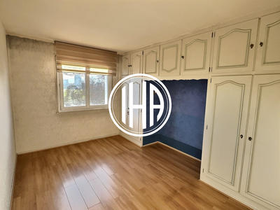 Appartement - 94 m² - 5 pièces