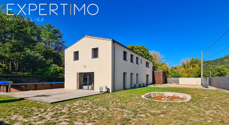 Maison - 187 m² - 6 pièces