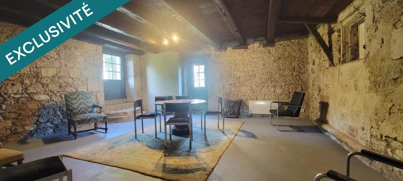 Maison - 385 m² - 13 pièces